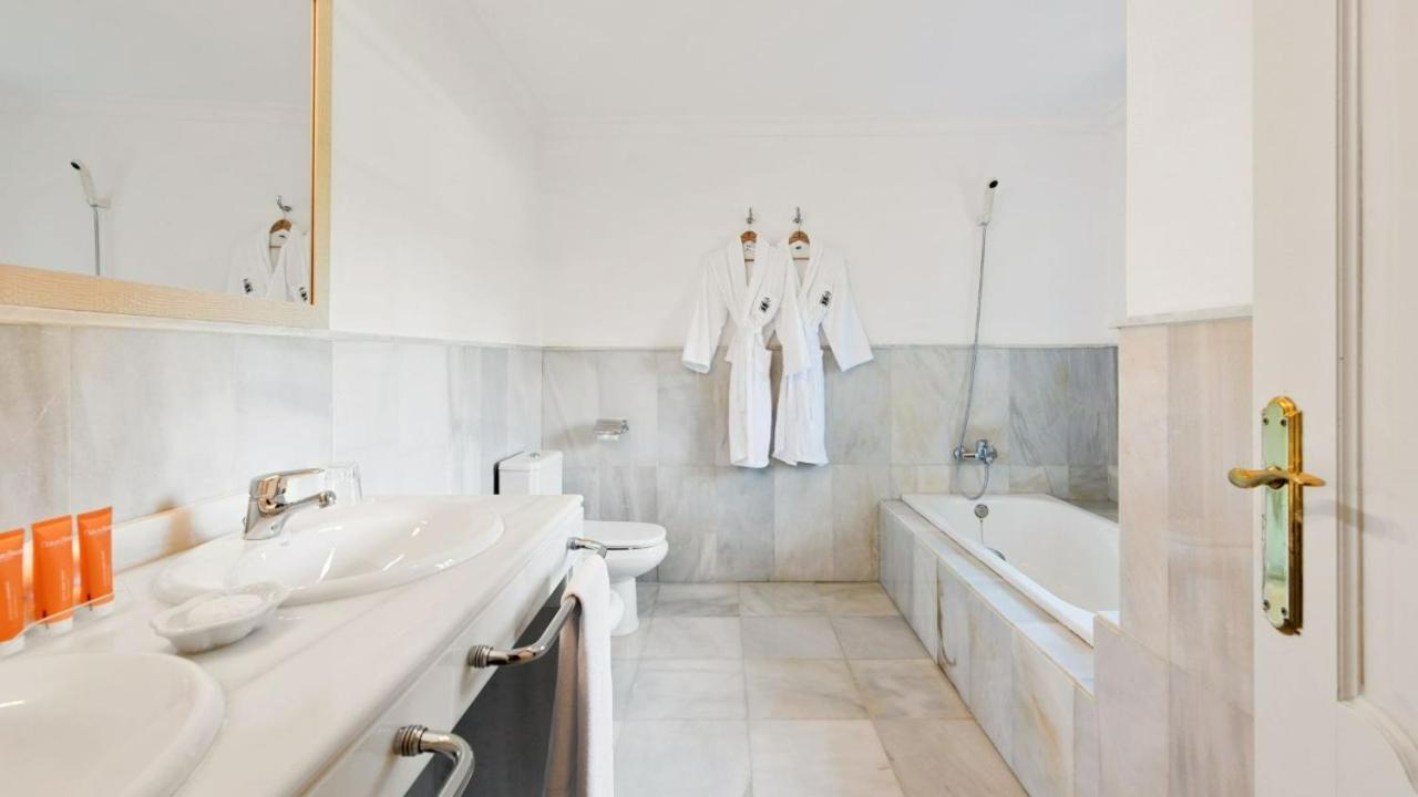 Tas Chill - Puente Romano Beach Front Apartamento Marbella